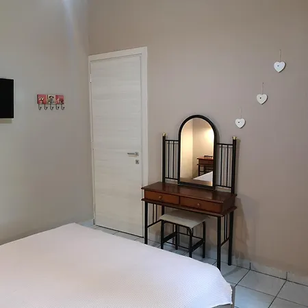 Venice Deluxe Appartement Pefkari