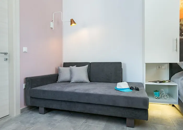 Venice Deluxe Apartament Pefkari